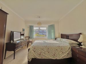 Photo 8- click for photo gallery